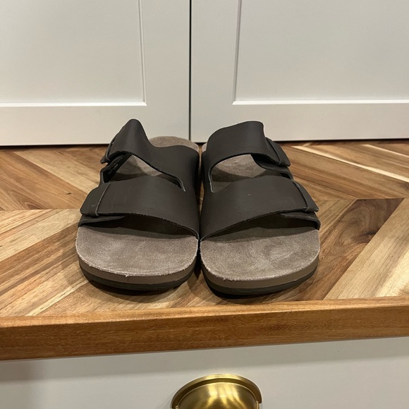 NEW* Reef Ojai Two Bar brown leather sandals size 9 - Picture 9 of 9